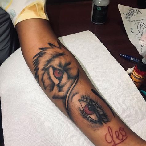 Leo Sleeve Tattoos For Women, Baddie Shoulder Tattoo Ideas Female, Female Tattoos Unique, Baddie Tatoos, Leo Tattoo For Women, Thug Tattoos For Women, Unique Butterfly Tattoos, Leo Tattoos, Movie Tattoos