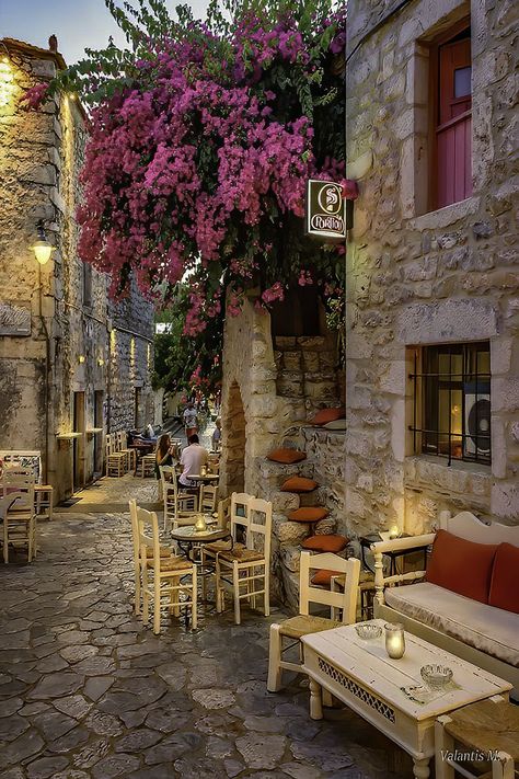 Italy Vibes, Outdoor Cafe, Italy Aesthetic, Pretty Landscapes, Dream Travel Destinations, Dream Holiday, Italian Summer, Summer Dream, Beautiful Places To Travel