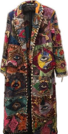 Maximalism Clothes, Scrap Fashion, Solar Punk Fashion, Campy Fashion, Maximalism Outfit, Strange Outfits, Art Fashion Clothes, Weird Clothing, Maximalism Fashion