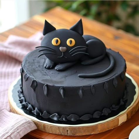 Black Cat Cake, Super Torte, Creative Baking, Amazing Food Decoration, Dog Cakes, Cake Decorating Designs, Cat Cake, Baking Project, Novelty Cakes