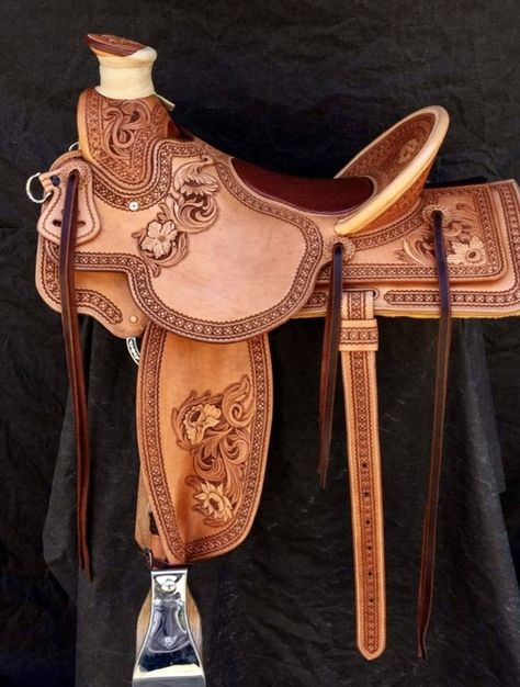 Custom Saddles Western, Saddle Tooling, Wade Saddles, Roping Saddles, Western Horse Saddles, Western Saddle Pads, Custom Saddle, Leather Working Patterns, Modern Cowgirl