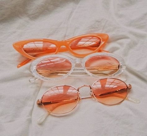 Sunglasses For Your Face Shape, Cat Eye Colors, Tinted Glasses, Peach Aesthetic, Cute Sunglasses, Insta Ideas, Orange Aesthetic, Trendy Sunglasses, Cat Eyes