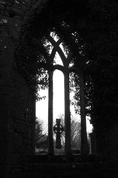 BALINDOON PRIORY, COUNTY SLIGO, IRELAND  Though this Dominican abbey on Lough Arrow was abandoned many centuries ago, its thousand-year-old cemetery is still in use by residents of the area. Irish Aesthetic, Relaxing Pictures, Ireland Aesthetic, Sligo Ireland, County Sligo, Abandoned Churches, Old Cemeteries, Around The World In 80 Days, Irish Eyes