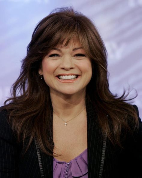 Long hairstyle for pear/triangular face shape Valerie Bertinelli Hair, Valerie Bertinelli Hairstyles, Valerie Bertinelli Young, Modern Long Shag Haircut, Sofia Vergara Hair, Colors For 2024, Long Shag Haircut, Long Shag, New Hair Trends