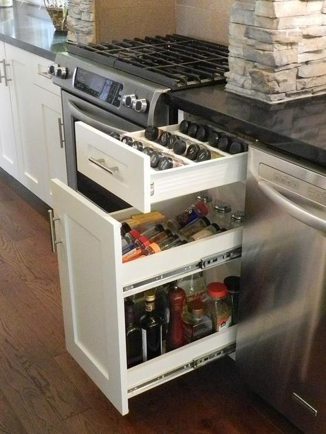 Kitchen Slab, Accessible Kitchen, Utensil Drawer Organization, Diy Cabinet Doors, Kitchen Design Gallery, Kitchen Tricks, Cabinets Storage, Utensil Drawer, Interior Design Kitchen Small