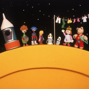 Button Moon or 'butter moon' as I called it when I was very small. Button Moon Tv Show, 2000s Britain, Button Moon, 1990s Nostalgia, Jumping Clay, 1980s Childhood, Imaginary Friends, 90s Memories, Kids Tv Shows