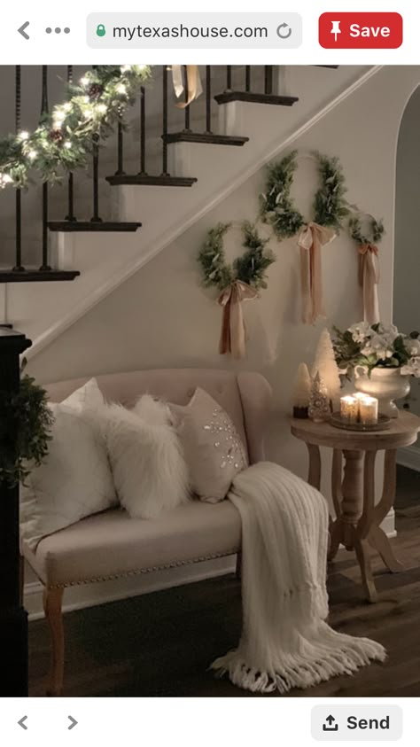 Nook Above Stairs, End Of Staircase Decor, Christmas Entry Bench, Top Of Stairs Corner Decor, Top Of Stairs Decor Upstairs Landing, Stair Landing Decor Ideas, Top Of Stairs Decor, Stair Landing Decor, Landing Decor