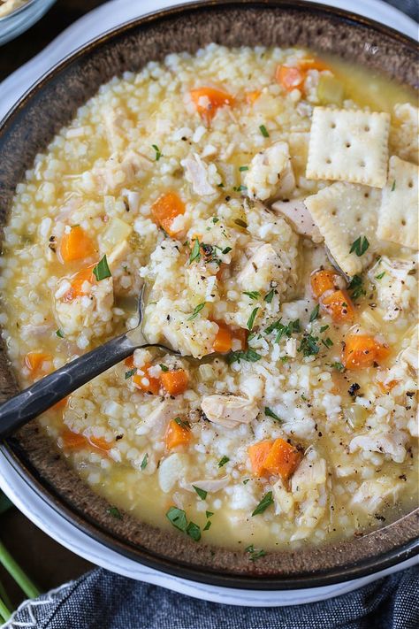 This Chicken Pastina Soup is our go-to meal when someone is feeling under the weather! An easy, homemade chicken soup recipe that warms you from the inside out. Just like Grandma used to make, this soup recipe wraps you up like a warm hug! Chicken Pastina Soup Recipe, Chicken Pastina Soup, Lydia Bastianich, Chicken Pastina, Souper Sunday, Comfort Soups, Pastina Soup, Easy Homemade Soups, Chicken Soup Recipes Homemade