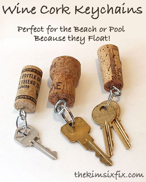 Wine Cork Diy Projects, Wine Cork Board, Cork Diy Projects, Diy Keychains, Wine Cork Diy Crafts, Wine Cork Projects, Cork Crafts Diy, Wine Cork Diy, Cork Projects