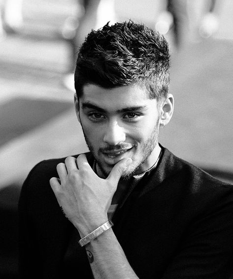 Zayn Malik Photoshoot, One Direction Pics, Prince Ali, Zayn Malik Video, Zayn Malik Style, Zayn Malik Photos, King Of Music, British Boys, One Direction Pictures