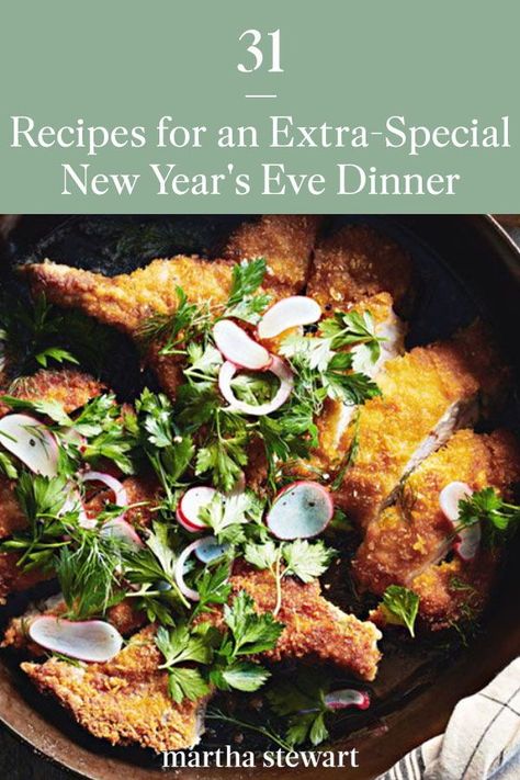 New Year’s Eve Fancy Dinner, At Home New Year’s Eve Dinner, Italian New Years Eve Dinner, New Year Meal Ideas, New Year Meals Traditional, New Year Eve Dinner Ideas, Fancy Italian Dinner Recipes, Simple Dinner Party Menu Ideas, New Year’s Eve Dinners