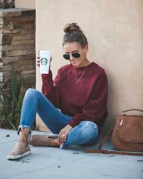 Burgundy Sweatshirt Outfit, Maroon Sweatshirt Outfit, Maroon Hoodie Outfit, Crewneck Sweatshirt Outfit, Lady Of Leisure, Light Blue Sweatshirt, Maroon Sweatshirt, Maroon Hoodie, Sweatshirt Outfit