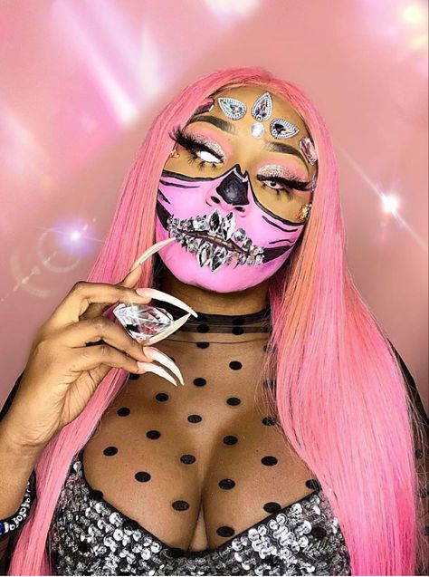 Beauty influencer Jaiye Pierre creates a pink Halloween skull makeup look Skull Halloween Makeup, Halloween Makeup Look, Candy Skull, Candy Halloween, Candy Skulls, Pink Skull, Pink Wig, Sfx Makeup, Halloween Makeup Looks