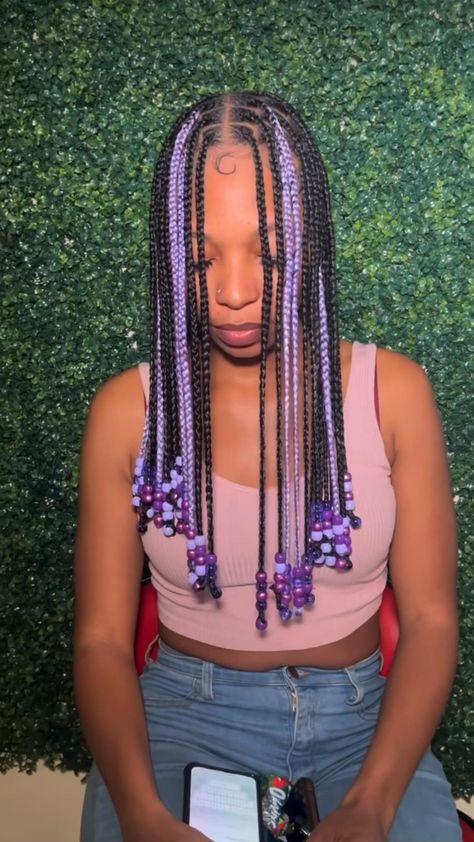 Cute Hairstyles Braids Black Teens, Back To School Braids Black Teens, Lavender Braids, Knotless Box Braids With Color, Lavender Hair Color Ideas, Braided Hairstyles With Beads, Green Braids, Lavender Hair Colors, Short Box Braids Hairstyles