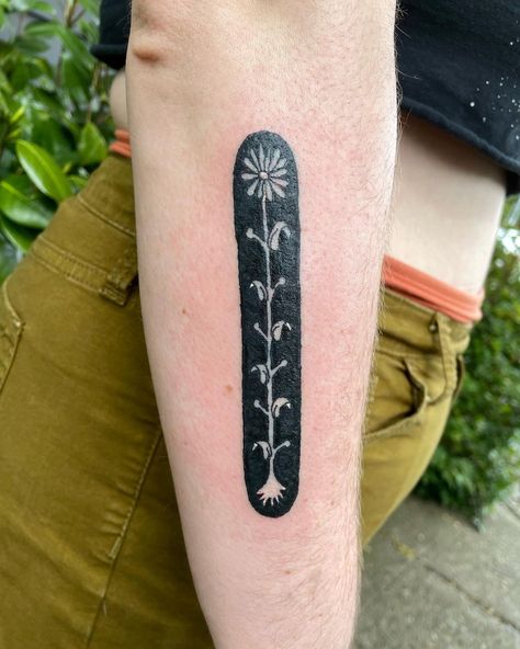 Folk Flowers Tattoo, Black Wildflower Tattoo, Folk Art Floral Tattoo, Woodcut Flower Tattoo, Folk Flower Tattoo Black, Folk Tattoo, Black Work Tattoo, Work Tattoo, Plant Tattoo