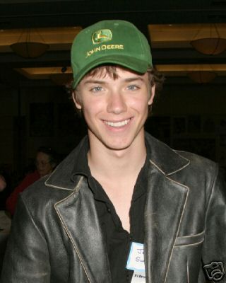 Jd Mccoy, Jeremy Stumper, Jeremy Sumpter Peter Pan, Jeremy Sumpter, Child Actors, Oui Oui, Cute Actors, White Boys, Cute Celebrities