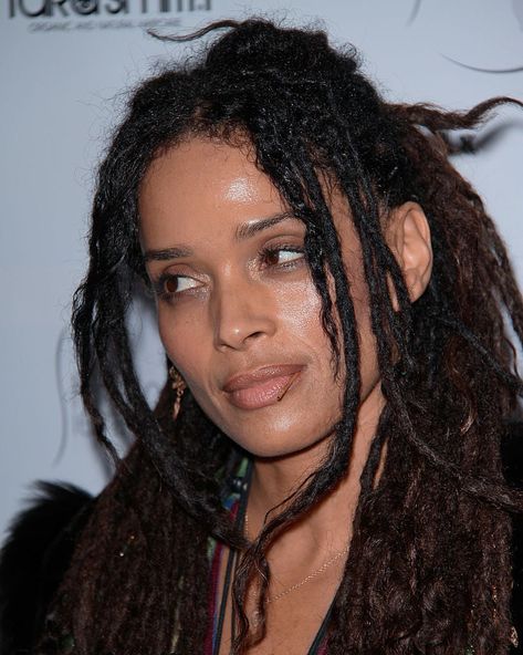 Lisa Bonet Hair, Zoe Kravitz Locs, Lisa Bonet Aesthetic, Alt Locs Hairstyles, Lisa Bonet Locs 90s, Locs In The 70s, Lisa Bonet 90s, Lisa Bonet Locs, Long Locs Hairstyles