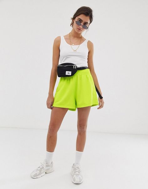 Weekday jersey shorts in neon yellow Neon Shorts Outfit, Roadtrip Outfit, Shorts Outfit Casual, Road Trip Outfit, Neon Shorts, Biker Shorts Outfit, Neon Outfits, Pants Linen, Denim Outfits