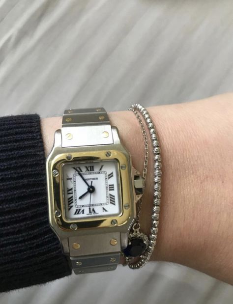 Cartier Santos Watch Woman, Cartier Santos Watch, Cartier Watches Women, Pretty Watches, Edgy Jewelry, Woman Outfit, Cartier Santos, Wrist Wear, Cartier Jewelry