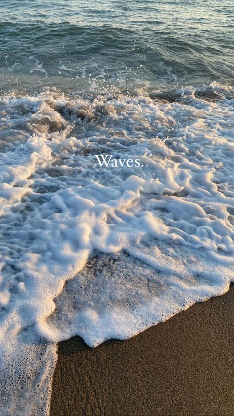 sea wave wallpaper aesthetic aestheticwallpaper summer Creative Beach Pictures, Beach Photo Inspiration, Beach Instagram Pictures, Beach Instagram, Insta Story Ideas, Beach Photography Poses, Foto Tips, Instagram My Story, Instagram Photo Ideas Posts