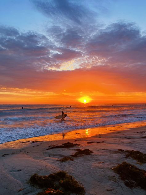 Malibu California Aesthetic, Malibu Aesthetic, Malibu Vibes, Mike Warren, Sunset In California, Golden Bday, Summer Beach Sunset, Malibu Sunset, Beach Mural