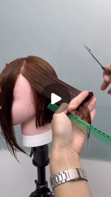 Short Haircut Tutorial For Girl, How To Layer A Bob Haircut, How To Cut Your Own Hair Bob At Home Short Hairstyles, Haircut Tutorial Step By Step Women, Bob Haircut Tutorial Step By Step, Step Cut Short Hair, Cami Cut Hair, Cut A Bob Yourself, How To Layer Short Hair