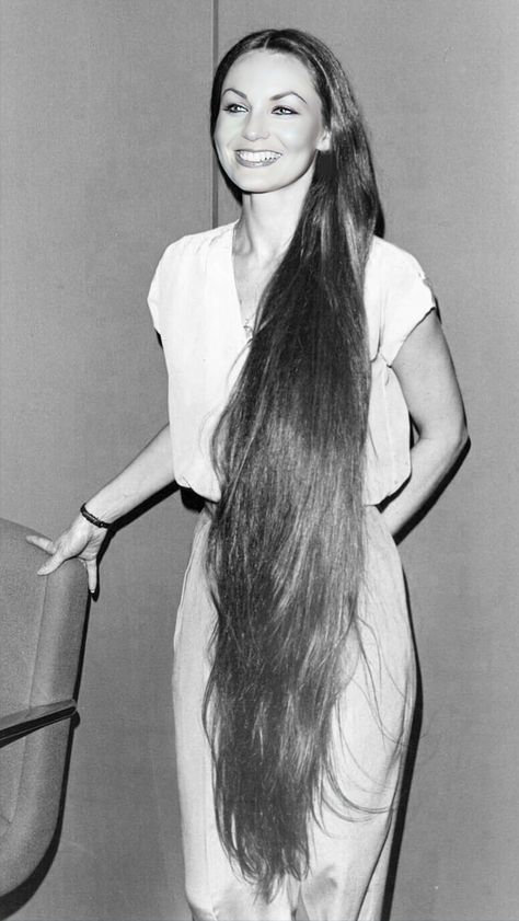 Crystal Gayle, Long Hair, Hair