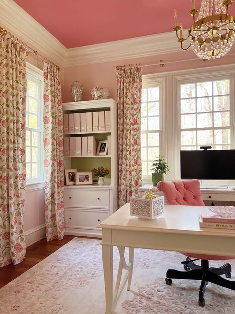 JRL Interiors — 7 Winter Color Palettes to Love Pink Farmhouse Office, Feminine Study Room, Home Office Pink And Green, Office Decor Feminine, Pink And Green Home Office, Pink And Orange Office, Pink Cubicle Decor, Pink And Gold Office Decor, Ladies Home Office