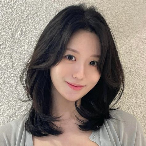 Gaeul Haircut, Long Bob Korean, Korean Haircut Women, Korean Haircut Medium, Korean Bob Haircut, Korean Medium Hair, Hime Haircut, Korean Long Hair, Typography Tattoo