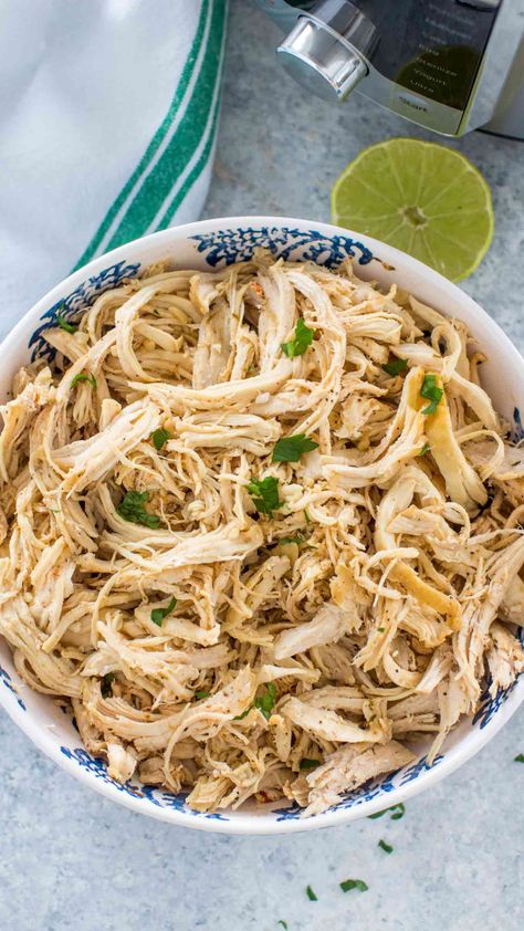 Shredded Chicken In Instant Pot, Chicken In Instant Pot, Shredded Chicken Breast Recipes, Instant Pot Shredded Chicken, Braised Chicken Breast, Make Shredded Chicken, Shredded Chicken Recipes, Fried Chicken Breast, Breast Recipe