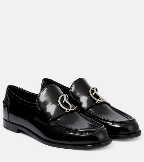 Louboutin Loafers, Christian Louboutin Loafers, Cl Logo, Summer Shoes Heels, Louboutin Online, Black Patent Leather Flats, Moccasins Shoes, Christian Louboutin Women, Pink Suede