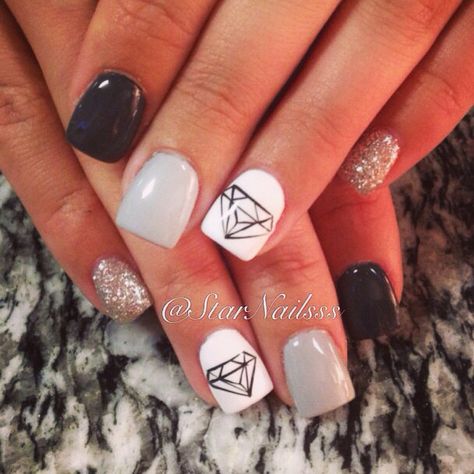 Diamond accent nails Movie Star Hair, Best Hair Colour, Attractive Dresses, Nail Drawing, Hair Techniques, Celebrity Hair, Star Hair, Diamond Nails, Geometric Diamond