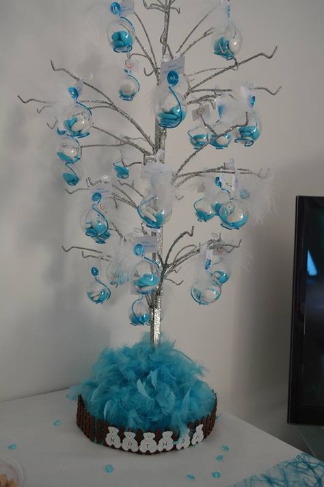 Support et décor à dragées arbre en forme de palmier et cerisier - Vente dragées personnalisées mariage, baptême Marseille - Les Dragées Colchiques Baby Table, Boy Baby Shower Ideas, Sprinkle Baby Shower, Fiesta Baby Shower, Baby Shower Princess, Blue Baby Shower, Baby Shower Planning, Baby Shower Centerpieces, Decor Table