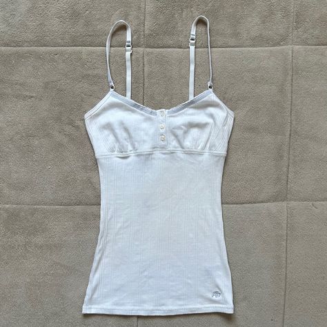 Y2K 2000s Dainty White Coquette Babydoll Vampire Girlfriend Henley Aeropostale Cami #y2k #dainty #angelic #2000s #angelcore #coquette #2000sfashion #y2kfashion #depop Coquette Vampire, Vampire Girlfriend, White Coquette, 2000s Tops, Y2k Cami, Fits Clothes, Grunge Goth, Swaggy Outfits, Looks Vintage