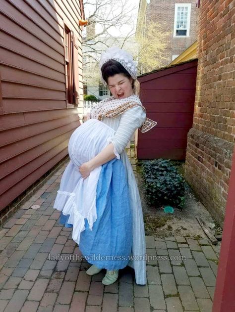 EditWHAM 18th Century Fashion Women, Sewing Undies, 1600s Clothing, Pregnant Belly Huge, 1700s Clothing, Vintage Maternity Clothes, History Clothes, 18th Century Womens Fashion, Rococo Era