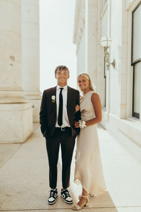 School Dance Poses Couple, High School Dance Photos, Professional Prom Photos, School Dance Photo Ideas, Black Suit Prom, Prom Photos Couple, Formal Pictures, Hoco Poses, Couple Prom