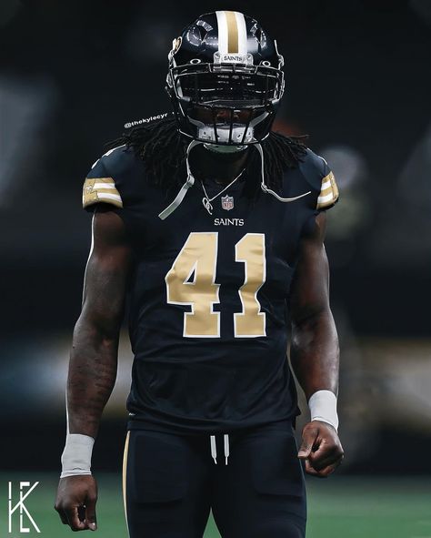 Football Drip, Alvin Kamara, Nfl Saints, Michigan State Football, Football Pics, Nfl Football Pictures, New Orleans Saints Football, Saints Football, Football Uniforms