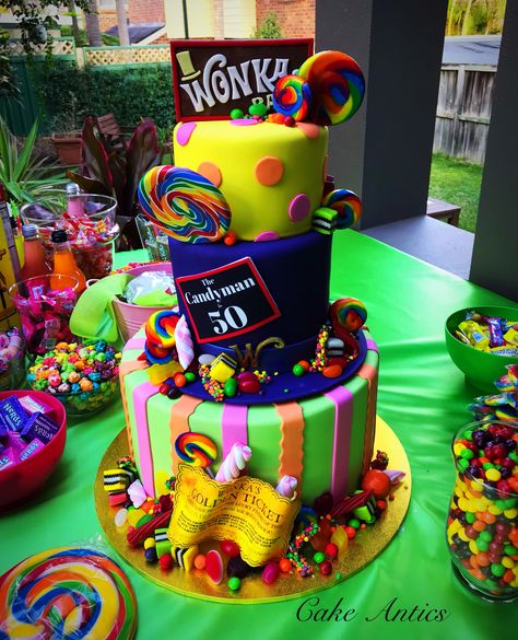 Willy Wonka Cake Ideas, Willy Wonka Baby Shower Ideas, Willy Wonka Cake, Wonka Cake, Matilda Jr, Chocolate Factory Party, Willie Wonka, Wonka Chocolate Factory, Wonka Party