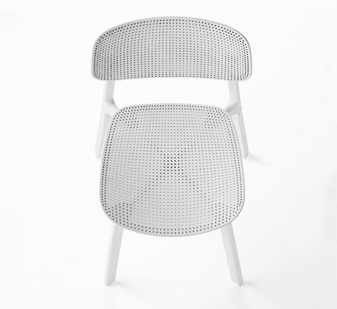 Colander is a chair for indoor and outdoor designed by the designer Patric Norguet for Kristalia brand.A chair with minimalist design, intelligent and playful. From a pure design point of view it is nice to think that in 2015 that Patrick has developed is the result of a series of objects and works of art that have become milestones in the culture at large. For Norguet design draws from Frank Hornby, Meccano we think or we think of the Radio Braun Dieter Rams in 1960, the Muji CD player Naoto Fukasawa, 1999 or Mac Pro Apple Jonathan Ive, 2006, all commonly used products that are true and works of art from the design point of view. Lastly, we consider the art and the paintings of the Edge series of Damien Hirst in 1988.And the name? You had to make sense of the holes and give a link to Kris Industrial Design Portfolio, Dieter Rams, Damien Hirst, Stackable Chairs, Mac Pro, Chaise Design, Plastic Chair, Design Milk, Fresh Design