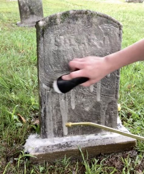 It Takes A Special Sort Of Person To Clean Gravestones As A Hobby How To Clean Grave Headstones, Cleaning Gravestones, Grave Cleaning, Aesthetic Gravestone, Gravestone Cleaning, Digging A Grave, Natural Cleaning Products, Tombstone, It Takes