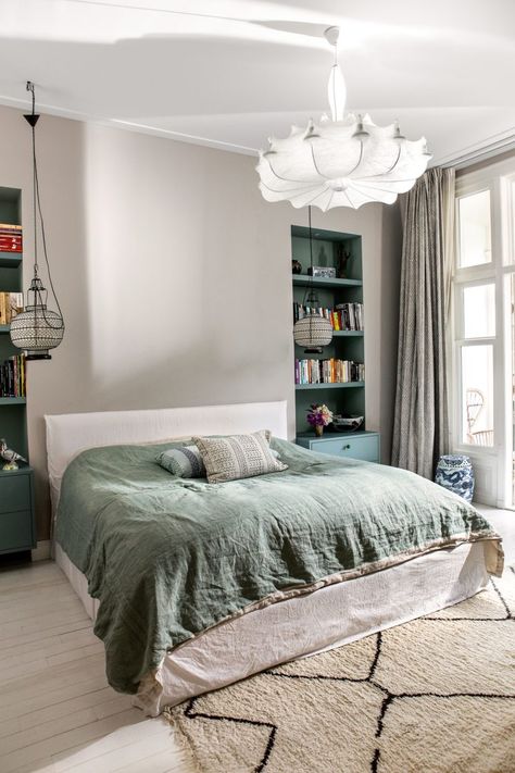 A stylish Amsterdam family home, full of antique touches and playful pieces Amsterdam Bedroom, Grey Corner Sofa, Stylish Apartment, Patterned Floor Tiles, Grey Bedroom, Dining Nook, Light And Space, Floor Patterns, Pink Walls