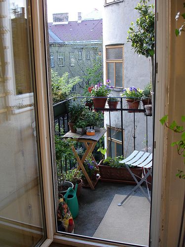 Ideas Terraza, Tiny Balcony, Small Balcony Decor, Balcony Design, The Balcony, Dream Apartment, Apartment Balconies, Apartment Inspiration, Small Balcony