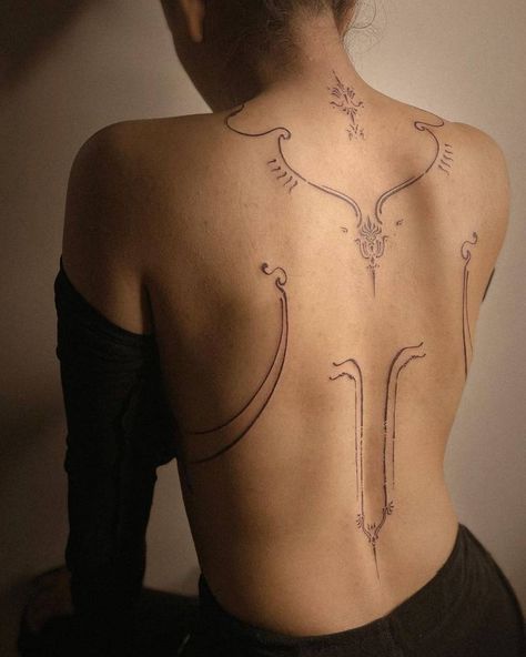 Back concept. Tattoo Ideas Inspiration, Spine Tattoo Ideas, Tato Minimal, Spine Tattoos For Women, Spine Tattoo, Back Tattoo Women, Spine Tattoos, Ink Design, Elegant Tattoos