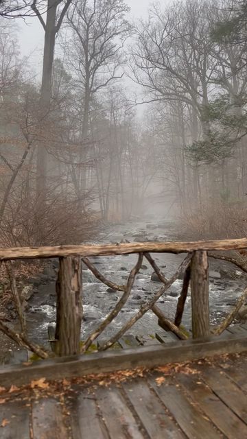 Sleepy Hollow Town, Small Town Horror, Sleepy Hollow Aesthetic, New England Gothic, Wip Aesthetic, Horror Atmosphere, Gothic Atmosphere, Sleepy Hollow New York, Sleepy Hollow Cemetery