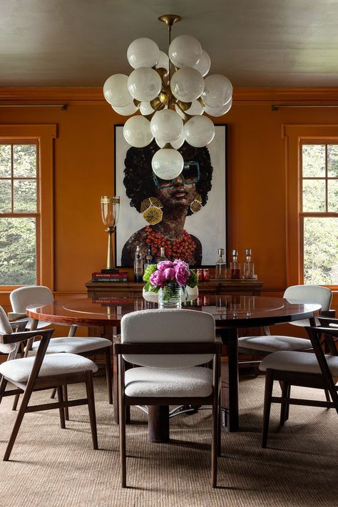 dining table Dining Chair Design Modern, Shack Living, Nouveau Interior Design, Ethnic Aesthetic, Thanksgiving Dining Room, 1920 Home, Modern Maximalist, Eclectic Dining Room, Unique Dining Room