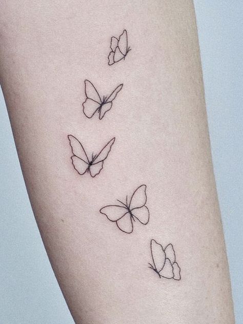 Butterfly Simple Tattoo, Butterfly Tattoos Design, Butterfly Tattoo Simple, Butterfly Simple, Simple Butterfly Tattoo, Simple Butterfly, Tattoo Simple, Butterfly Tattoos, Beautiful Symbols