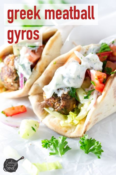 Greek Meatball Gyros! Delicious meatball gyros drizzled with homemade tzatziki sauce, and topped with a quick tomato and cucumber salad #gryos #meatballgyro #greekfood Meatball Pita, Gyro Recipes, Meatball Gyros, Pita Wraps, Greek Meatballs Recipe, Mediterranean Meatballs, Tomato And Cucumber Salad, Lunch Sandwiches, Tomato And Cucumber