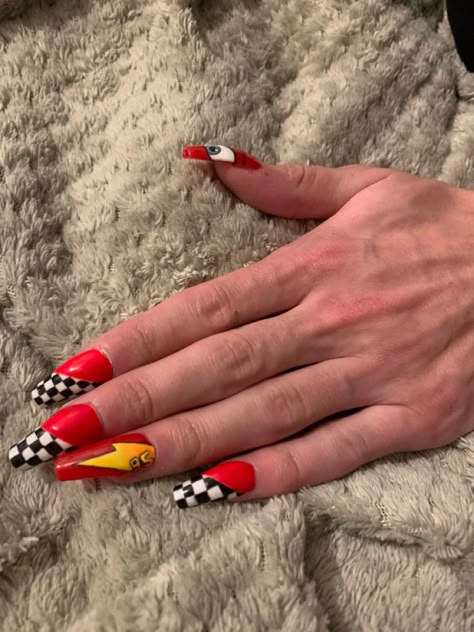 Lightning McQueen Acrylic Nails Cars Acrylic Nails, Lightning Mcqueen Nails Art Ideas, Lightning Mcqueen Nails Acrylic, Cars Theme Nails, Cars Nails Designs, Lightning Mcqueen Makeup, Racer Nails, Car Themed Nails, Cars Nails Disney