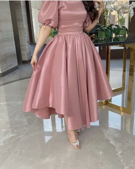 فستان زهري, Modest Christian Clothing, Long Party Gowns, Midi Prom Dress, Fancy Short Dresses, Simple Frock Design, Simple Frocks, Modest Dresses Casual, Blue Evening Dresses