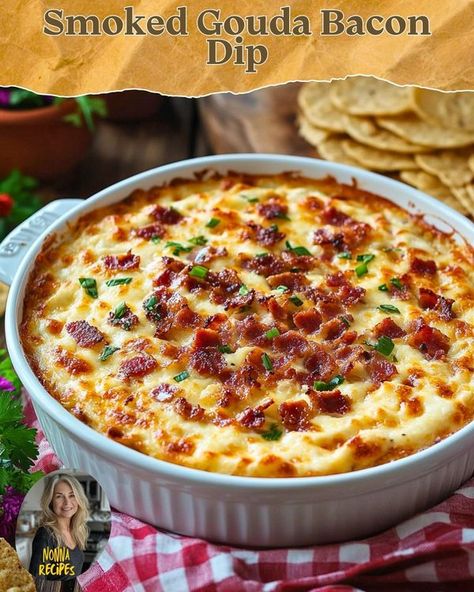 Nonna Recipes Warm Bacon Dip, Cheesy Bacon Dip, Bacon Dip, Crowd Pleasing Appetizers, Cheesy Bacon, Cheese Dip, Yummy Dips, Dip Recipe, Party Food Appetizers